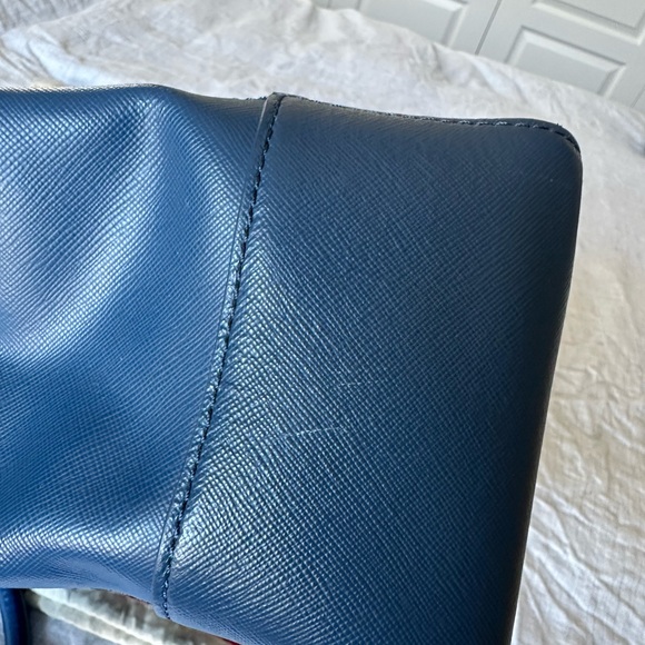 Tory Burch Large Double zip Robinson Satchel, navy blue saffiano leather - Picture 6 of 9